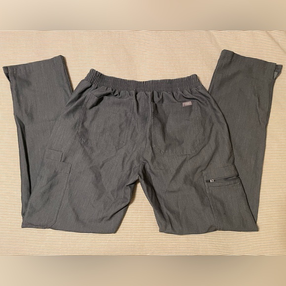 Figs Scrub Set - Picture 3 of 6